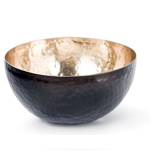 Bol couleur argent avec poignée en feuille, fait à la main, en métal, laiton, couleur or pour la décoration de table à manger - Product Image 1