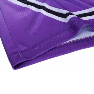 Maillot de basket-ball d'équipe personnalisé pour hommes, uniforme en polyester de haute qualité, conception de logo unique, ensemble grande taille et respirant, couleur jaune - Product Image 3