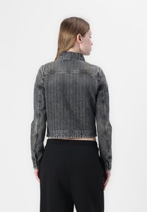 Veste en jean durable personnalisée pour femmes en coton noir respirant avec fermeture à glissière et poches entrejambe pour un confort en toutes saisons - Product Image 3