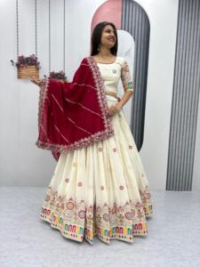 Chaîne de broderie travail Lehenga Choli avec Dupatta pour chaque occasion porter mariée Lehenga Choli à vendre à l'exportation - Product Image 2