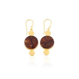 Pendientes Étnicos de Latón Chapados en Oro con Piedra de Jaspe Malinga, Joyería de Diseño Artesanal, Pendientes Colgantes de Latón de Alta Calidad - Product Image 1