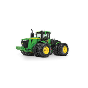 Tractores utilitarios John Deere listos para su envío a importadores de maquinaria internacional - Product Image 6