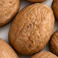 Noix de muscade entière de qualité supérieure d'origine Hainan, certifiée ISO, épice pour la pâtisserie, le braisage, la fabrication alimentaire et l'assaisonnement