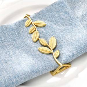 Les anneaux de serviette en feuille métallique créent une ambiance de fête à chaque repas, s'intégrant parfaitement aux maisons modernes et traditionnelles. - Product Image 1