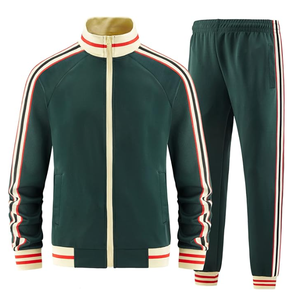 Conjunto de entrenamiento y Jogger transpirable para hombre, chándales de algodón 100%, chándales de secado rápido personalizados de gran tamaño con logotipo de diseño personalizado - Product Image 1