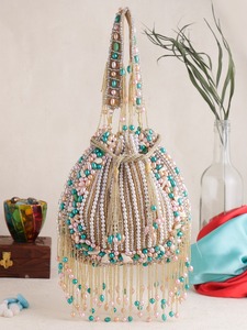 Bolsos de mano de boda Vintage de lujo, bolso de fiesta portátil hecho a mano de diseñador indio con bordado y detalle de botón para todas las estaciones - Product Image 2