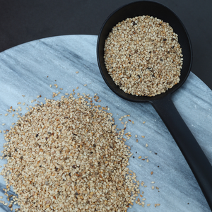 Graines de sésame décortiquées nettoyées de haute qualité d'origine pakistanaise en blanc brun noir couleurs produit agricole disponible - Product Image 3