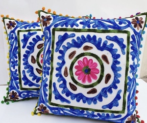 Housse de coussin en fil de mandala au centre de la couleur personnalisée élégante meilleurs fabricants indiens exportateurs avec fonction de massage - Product Image 1