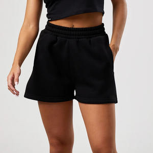 Pantalones cortos de chándal de lana negra personalizados de alta exigencia para mujer, pantalones cortos de Fitness de gimnasio suaves y transpirables de cintura alta para mujer - Product Image 1