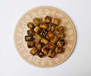 Exportador indio de juego de Runas de ojo de tigre natural para meditación o trabajo energético y regalos disponibles a precio de exportación - Product Image 4