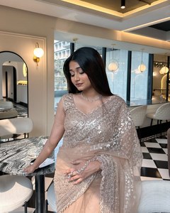 FATEMA FASHION Saree indien de créateur en soie, tissage Zari argent et or, broderie de sequins, prêt-à-porter pour mariages et fêtes - Product Image 3