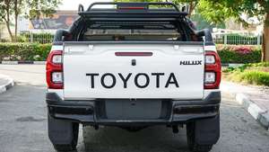 LISTO PARA ENVIAR, TO-YO-TA HI-LUX 2.8 DIÉSEL 2023, VOLANTE A LA DERECHA - Product Image 3