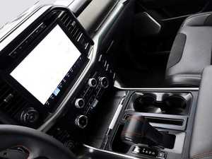 รถกระบะปี 2024-2025 หรูหรา เครื่องยนต์ดีเซลเทอร์โบ 4.1-6 ลิตร เบาะหนัง พวงมาลัยซ้าย กล้องมองหลัง 360 องศา หลังคาซันรูฟแบบพาโนรามา ผลิตในเยอรมนี - Product Image 6