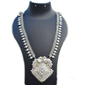 Cadena de latón hecha a mano estilo tribal para mujeres y niñas, COLLAR COLGANTE de plata, estilo occidental, nuevo diseño - Product Image 1