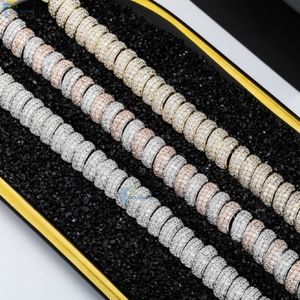Chaîne à maillons cubains en diamant de laboratoire 18MM Chaîne Hip Hop élégante et entièrement glacée Collier pour hommes Bold Iced Out - Product Image 4