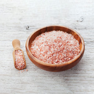 La sal rosa de roca comestible de buena calidad con minerales naturales ricos en 100% más vendidos y más exigentes para una cocina saludable y pérdida de peso - Product Image 5