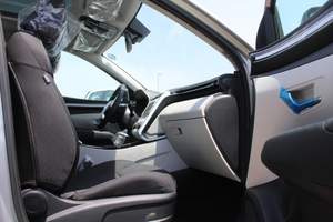 Auto Usado de Lujo en Perfectas Condiciones, <span class=keywords><strong>HYUNDAI</strong></span> <span class=keywords><strong>TUCSON</strong></span> 2.0L FWD SUV <span class=keywords><strong>2023</strong></span> PLATEADO, Autos Usados Listos para Enviar a Todo el Mundo - Product Image 3