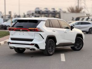 Nuevo/Usado Toyota RAV4 2023 Transmisión automática 4 cilindros SUV/Crossover 5 plazas - Product Image 4