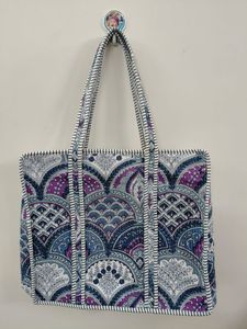 2025 New Launch Beaded <b>Quilted</b> Tote Bag Women Fashion Casual <b>Handbag</b> Purse Available For Export At Affordable Price - Product Image 6