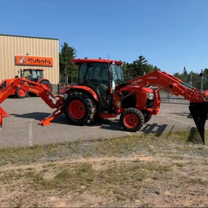 Tracteur Kubota LA1055 avec moteur puissant, option de chargeur frontal et arrière, puissance de levage de cabine pour les fermes, tracteur d'occasion - Product Image 1