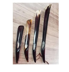 Litière de chaussures en corne de buffle naturelle fabriquée à la main Accessoire de chaussure en cuir classique pour hommes et femmes Pièce exclusive - Product Image 6