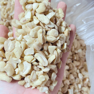 FREE Sample Kaju Cashew Broken SANTIGO <b>Nuts</b> & <b>Kernels</b> Ready To Ship Cashew <b>Nuts</b> WS LP SP - Product Image 1