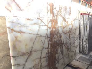 Dalles et carreaux de marbre Onyx bon marché, lignes en bois blanc, pierres transparentes pour décoration murale et sol d'hôtel et de villa polies - Product Image 2