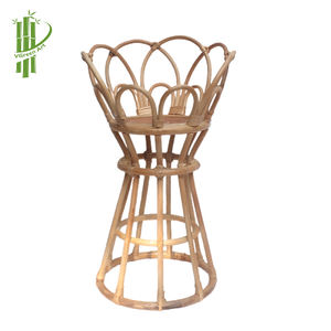 Présentoir de pots de fleurs en rotin de style amour peint à la main de cadeau d'affaires en bambou - Product Image 1