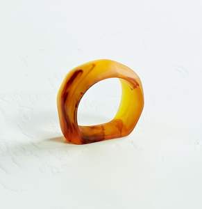 ชุดแหวนผ้าเช็ดปากทรงกลมทำจากเรซิ่น & หลายสี - Product Image 3