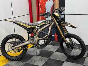 Moto tout-terrain électrique à batterie lithium 8000W en stock, noire, 21kW Turbo 74V/60Ah, livraison à domicile - Product Image 4