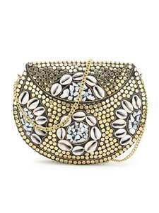 Sac à main d'embrayage pour dames perlées en métal de qualité supérieure de couleur argent attrayante et design moderne et solide de - Product Image 3