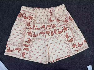 Pantalones cortos de malla de poliéster 100% para hombre, cintura elástica cómoda, pantalones cortos con estampado de sublimación gráfica personalizada para hombre, el mejor estilo callejero - Product Image 5