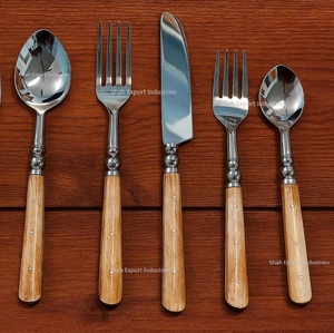 Ensemble de couverts fantaisie en acier inoxydable avec poignée en os antique Ensembles de couverts décoratifs en argent pour la maison et la table de mariage - Product Image 6