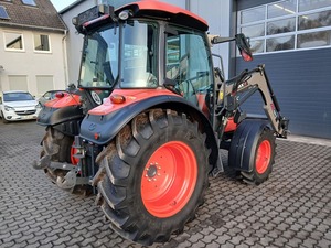 Tracteur Kubota M4-072 d'occasion de qualité supérieure, efficacité sur le terrain à 100 %, avec moteur puissant et une utilisation fluide. - Product Image 2
