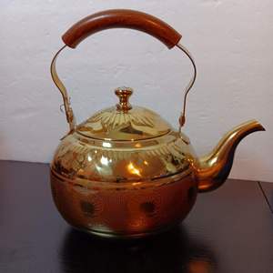 Golden copper finish metal tea pot perfect for luxury gifting home collection and tea ceremony arrangements - Product Image 4