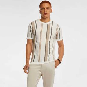 เสื้อยืดผ้าฝ้ายระบายอากาศได้ดีสำหรับผู้ชายแบบโอเวอร์ไซส์ไม่หดสำหรับออกแบบและโลโก้ตามสั่ง - Product Image 1