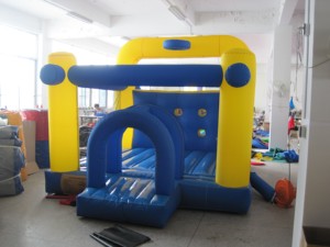 Châteaux gonflables en nylon pour usage familial - Product Image 1