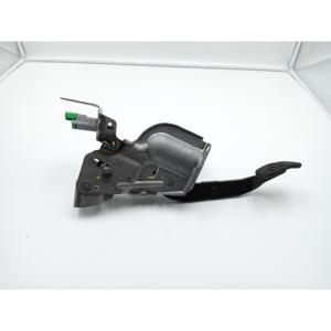 Pédale de frein DACIA Sandero Série (21>) 465017148R - Product Image 3