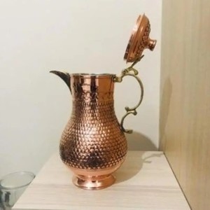 Pichet en cuivre au design antique fabriqué à la main avec du métal de qualité supérieure à bas prix pour des intérieurs rustiques et vintage - Product Image 5