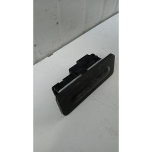 Bouton d'ouverture de hayon arrière CITROEN C4 Cactus (14>18) 95835T02 HM01 - Product Image 2