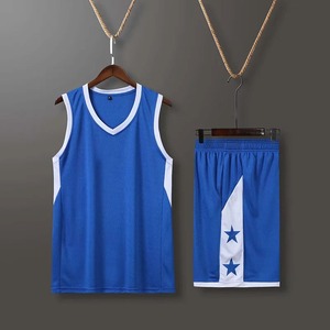 2pcs Set Vêtements de Sport Respirants pour Homme Fitness Imprimé Basketball Jersey Tops et Shorts Plus Size Outdoor Sport Shirts - Product Image 5