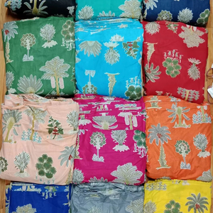 ผ้าเย็บผ้าคอตตอนพิมพ์ลายบล็อกมืออินเดียออร์แกนิกจำนวนมากสำหรับชุดเดรสและผ้าม่านสำหรับเด็กผู้หญิง - Product Image 1