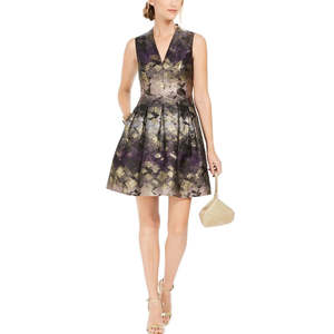 Abito da donna Fit & Flare di Vince Camuto in raso jacquard nero metallizzato, silhouette a trapezio con vita naturale, taglia 10 - Product Image 1