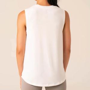 Débardeur d'entraînement personnalisé de vente chaude pour femmes coupe décontractée respirant évacuant la transpiration débardeur de sport de gymnastique - Product Image 6