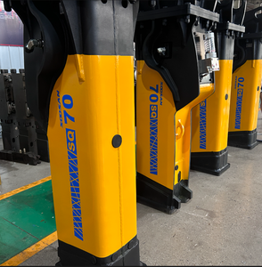 Martillo de roca hidráulico SQ70 Soosan para excavadora de 16-21 toneladas con diámetro de cincel de 135 mm - Product Image 2