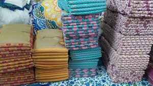 Venta al por mayor de La India, Jaipur, tela para correr impresa a mano, tela india, algodón, multiusos, ropa de verano, fabricante de telas - Product Image 6