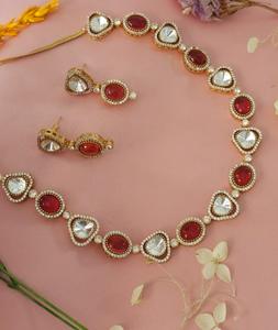Conjunto de Collar y Aretes con Piedras Chapadas en Oro de la Mejor Calidad, Estilo Moderno, Colección para Bodas, para Mujer - Product Image 2