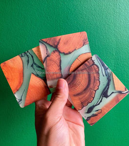 Offre Spéciale nouveau Style bonne qualité sous-verres bois et résine rivière résine époxy support de dessous de verre ensemble sous-verres gratuits - Product Image 1