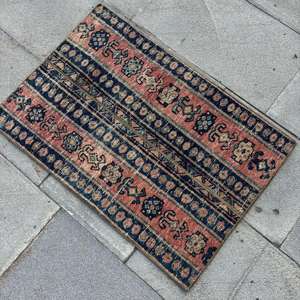 Alfombra Turca de 1.7x2.5 pies, Alfombra Pequeña Vintage, Alfombra Abstracta Azul y Roja - Product Image 4