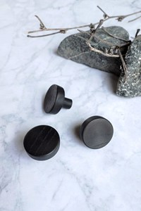 Boutons d'armoire ronds en bois marron et noir Boutons en marbre les plus vendus avec taille de forme de couleur personnalisée Fabriqué en Inde Article - Product Image 6